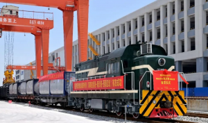 海南自贸港—广州南沙港—西南地区海铁联运通道正式开通