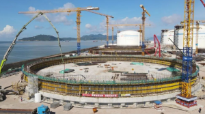 珠海LNG二期项目首座27万方储罐第一层墙体浇筑完成