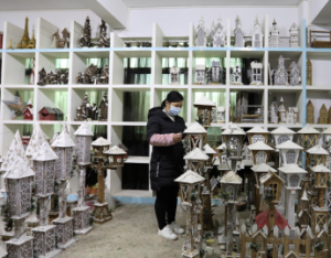 梅州梅县区工艺品畅销海外 2022年前11月出口额同比增长22%